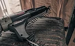 Auto feed screwdriver