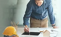 WC0621-CLMN-Centered-p1.jpg worker