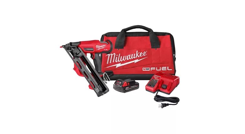 Milwaukee M18 Fuel 15 Gauge Finish Nailer Kit