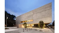 Chau Chak Wing Museum