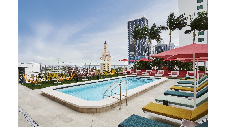 CitizenM Miami Worldcenter Opening Pool