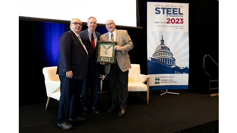 AISI 2023 Market Development Awards Robert Wills Receiving Award