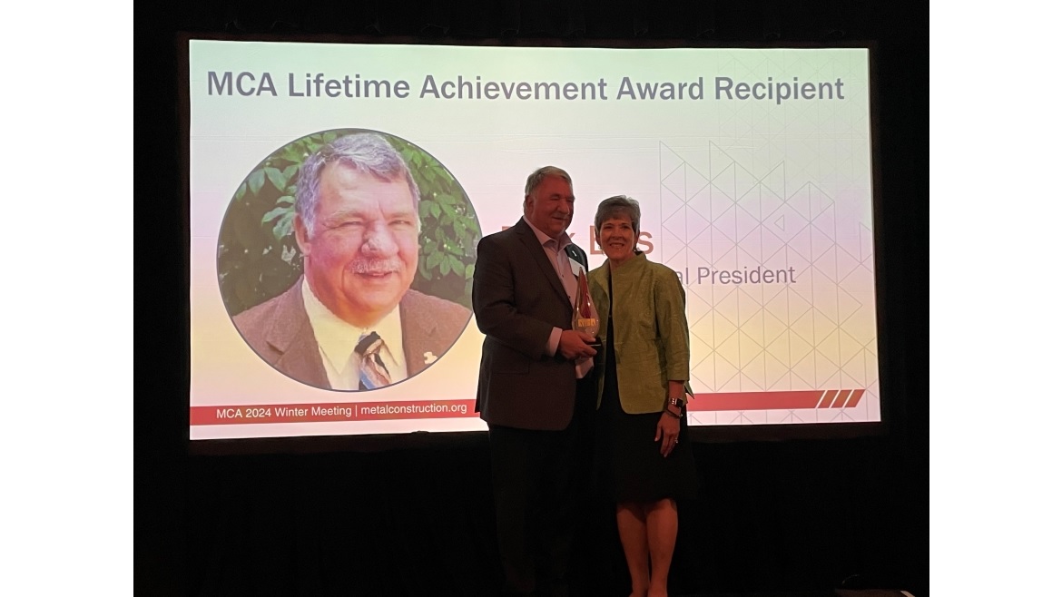 Dick and Peg Bus Receiving MCA Lifetime Achievement Award