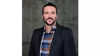 Peter Mirtchev Headshot