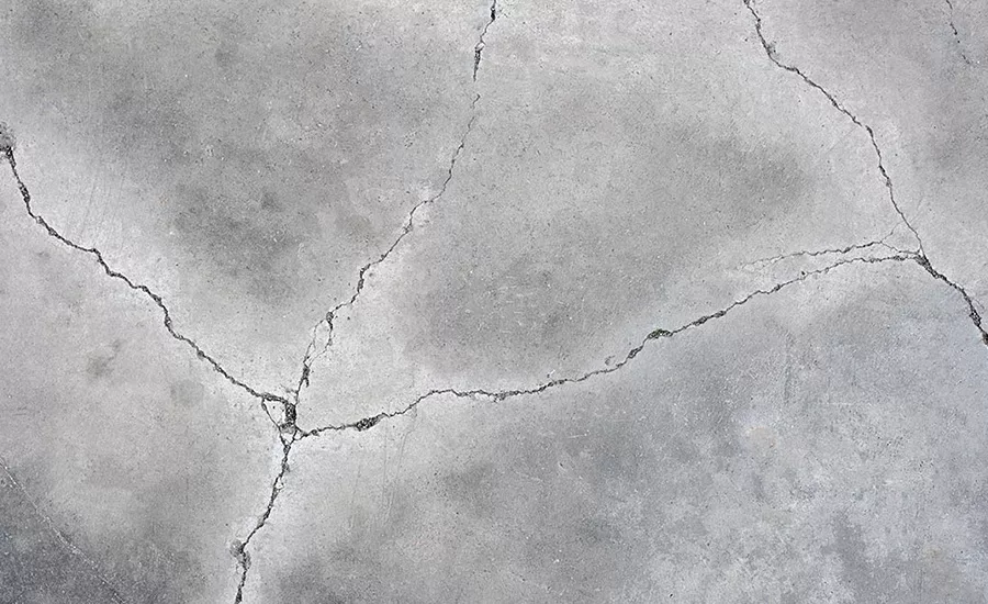 Cracked Cememt