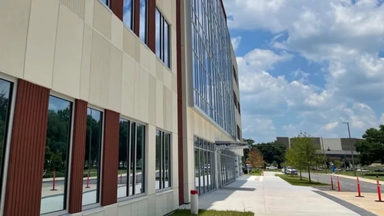 Another angle of an EIFS facade at the Baptist Health Care MOB 2 in Florida