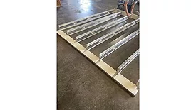 Carbonless