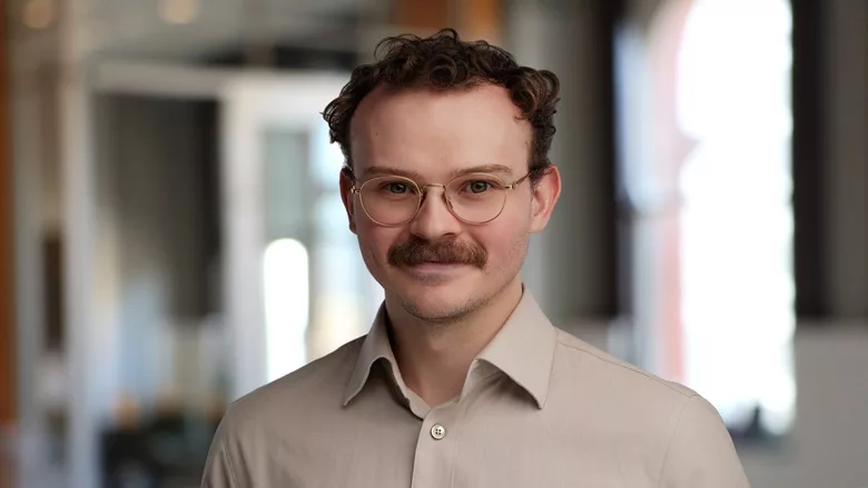 A portrait of Tyler Proemsey