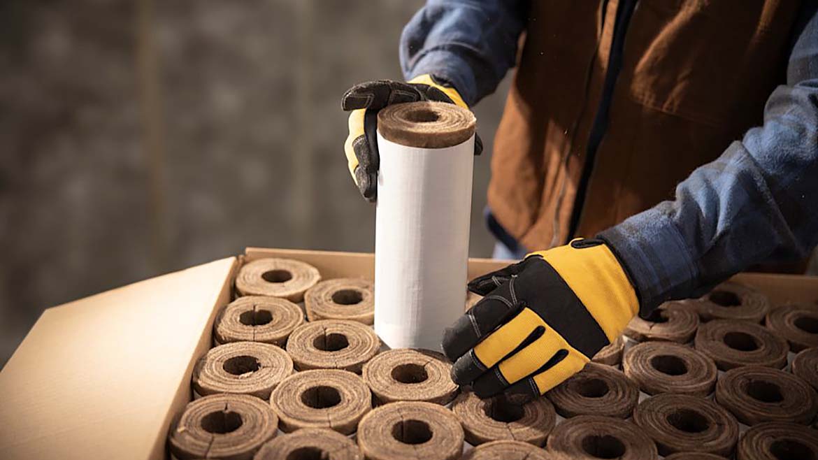 Insulation roll