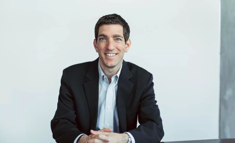 Avi Kahn