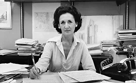 Ada-Louise-Huxtable.jpg